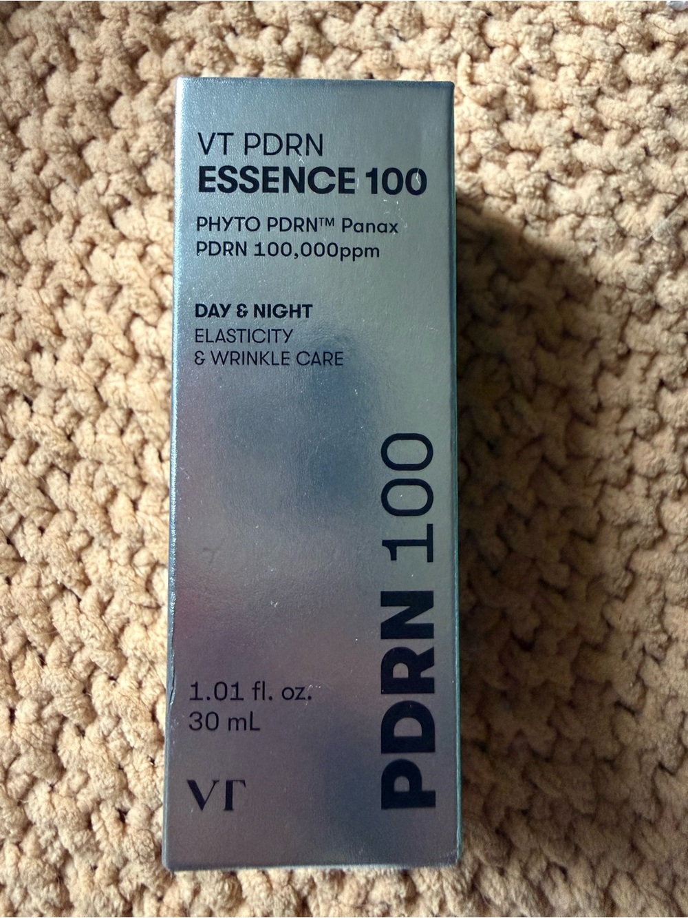 VT PDRN Essence 100 Day & Night Serum - Silver